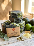 Avocado, Moringa, Lime & Charcoal Beauty Bar
With Kojic Acid & Eucalyptus